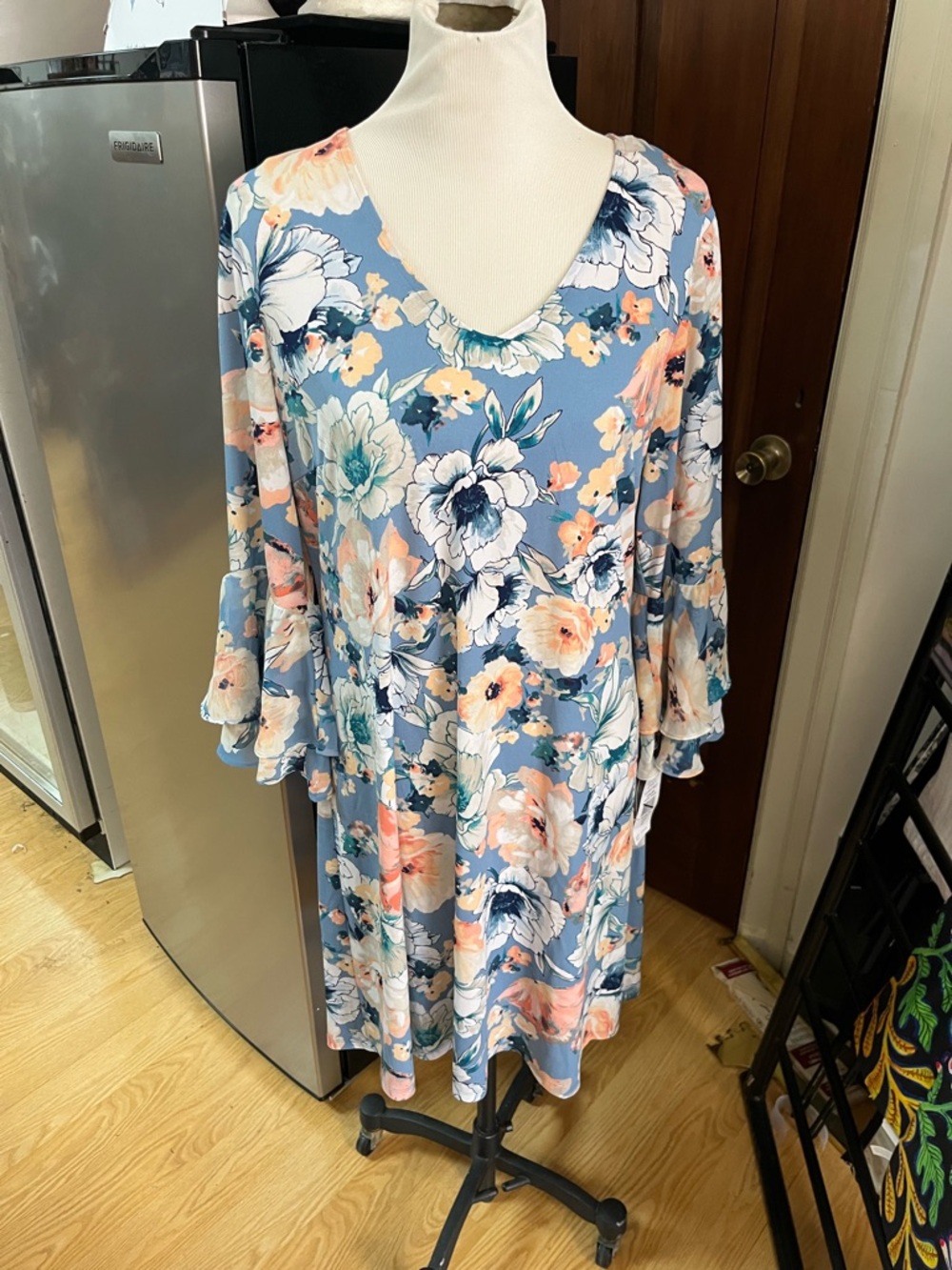 MSK Dusty Blue Floral Scoop Neck Tunic Dress - Picture 7 of 9